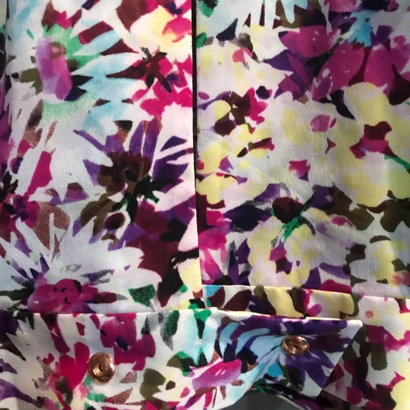 CAbi floral top - Picture 4 of 4